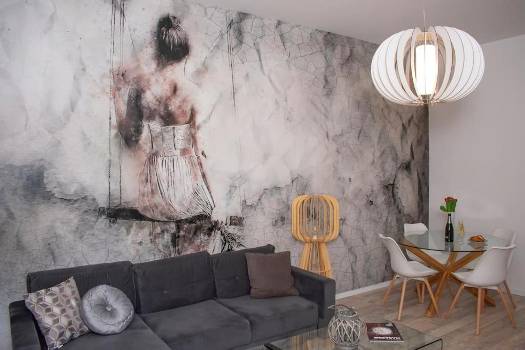 Elegant Stylish Modern Downtown Home Next 2 Danube 布达佩斯 外观 照片
